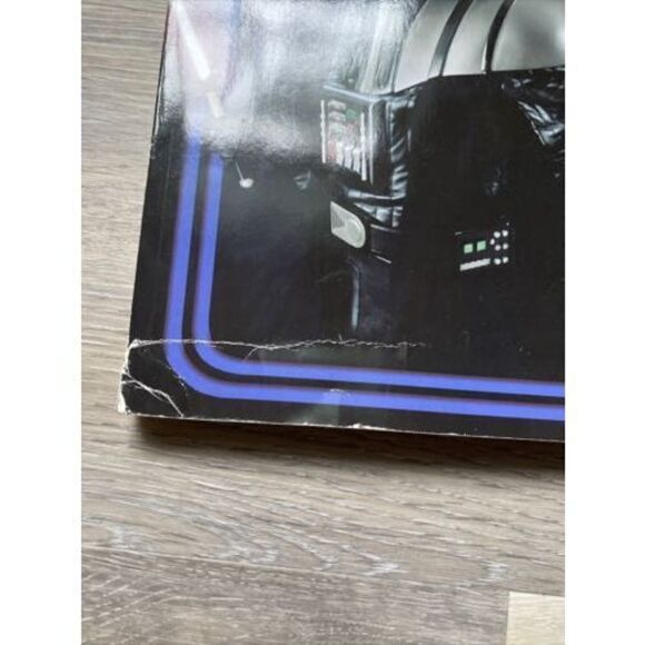 STAR WARS The Force Is Strong With This One Coloring Book 2010 - Picture 2 of 4